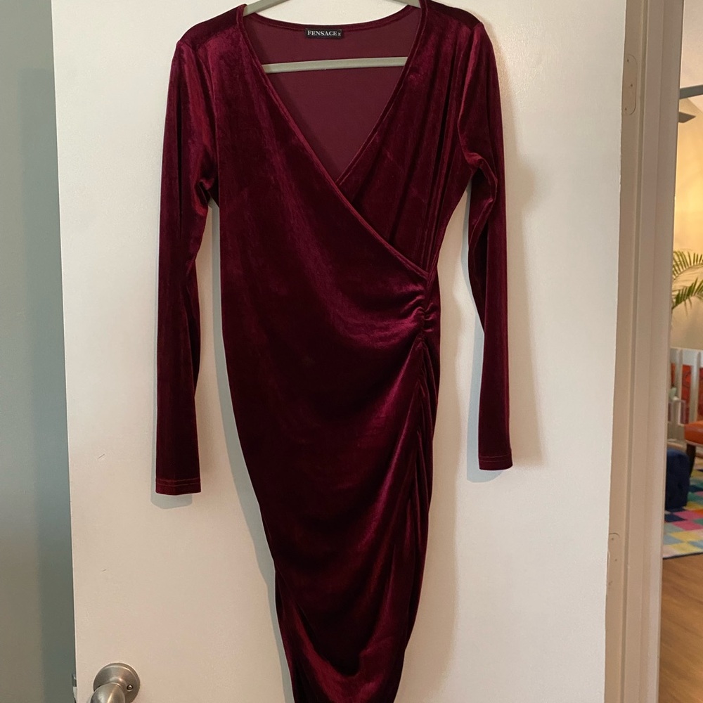 VELVET MIDI DRESS